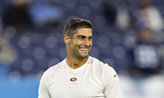 Raiders Face Critical Quarterback Dilemma as Garoppolo’s Injury Looms Over Chicago Bears Matchup